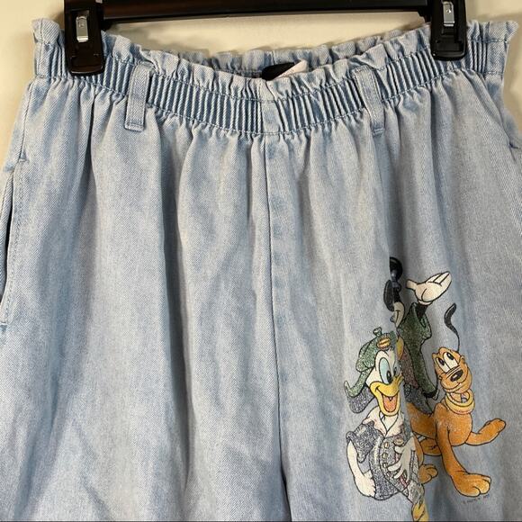 Vintage Disney‎ Mickey Mouse High Rise Light Wash Mom Shorts Size 14 - Picture 2 of 10